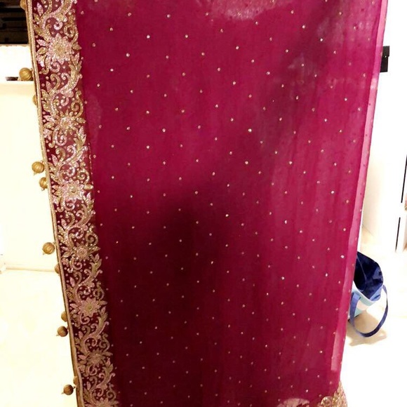 Bollywood Magenta bridal lengha - Picture 6 of 6